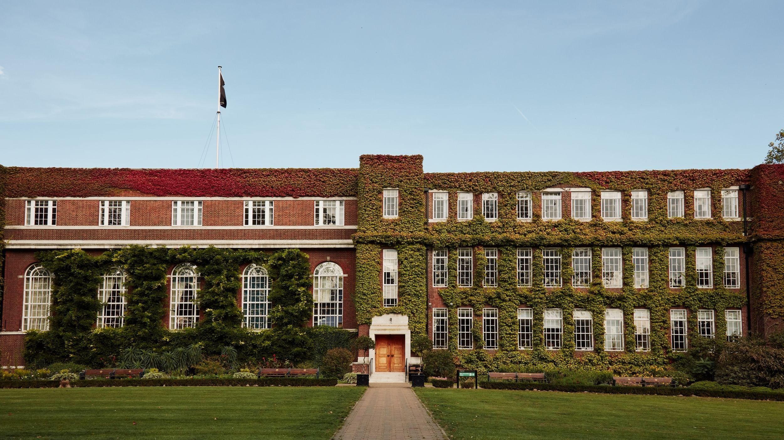 Regent's University London campus