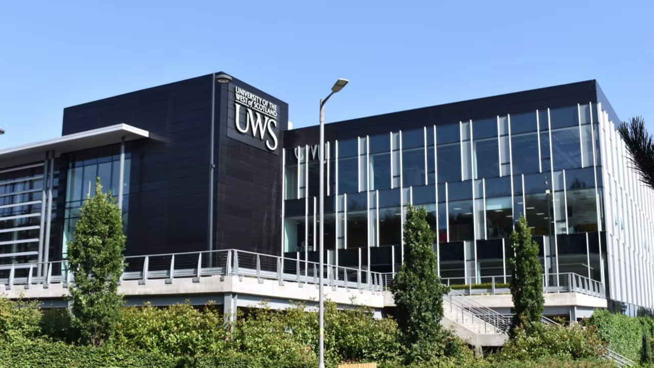 University of the West of Scotland campus